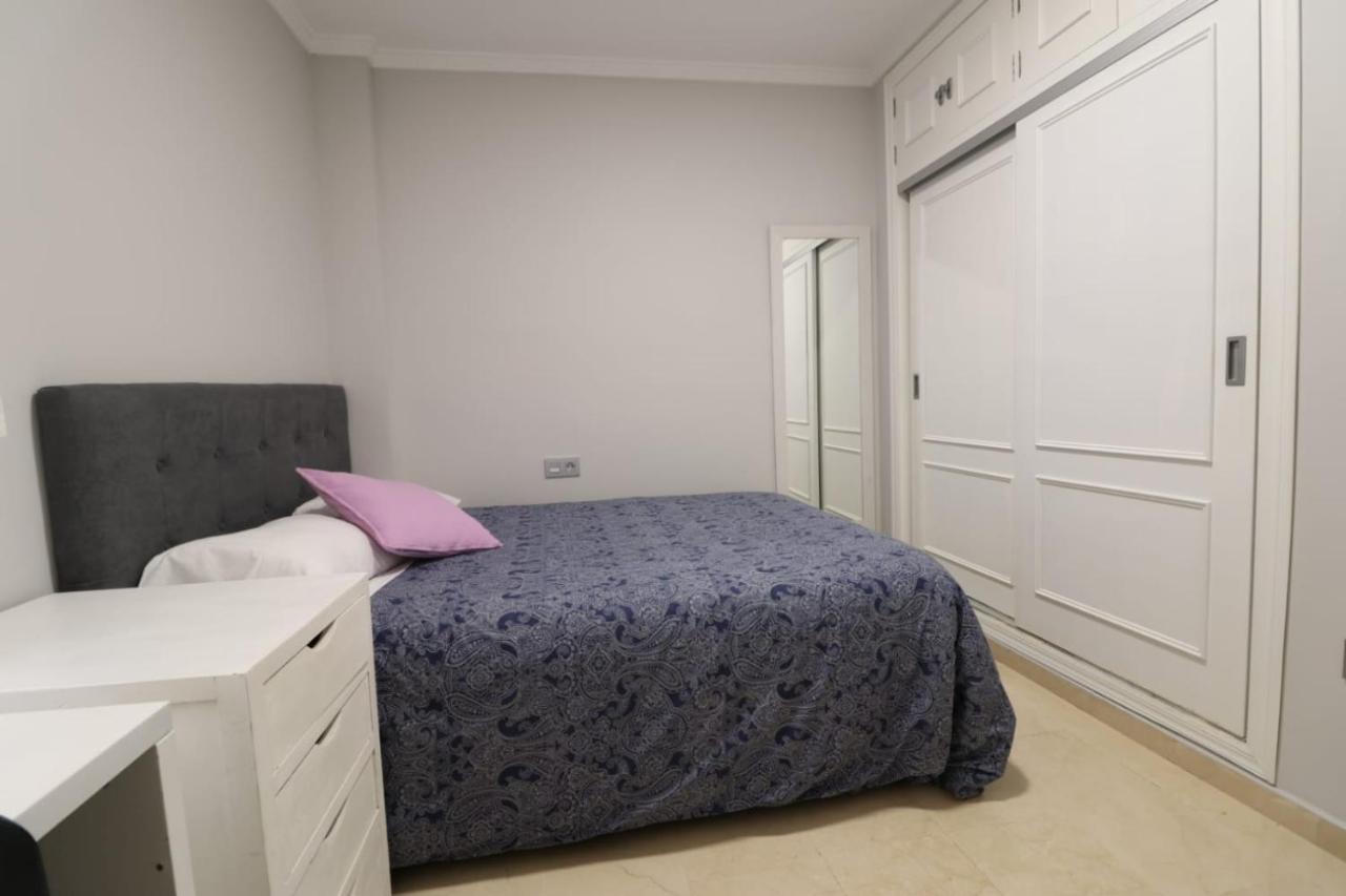 Piso En Pleno Centro De Huelva. Apartamento Exterior foto